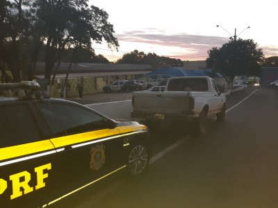 PRF RECUPERA VEÍCULO ROUBADO HÁ QUASE 20 ANOS