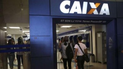 Bancos funcionam hoje e fecham nesta terça-feira e no dia 1º