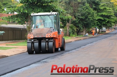 Prefeitura de Palotina inicia recape asfáltico, um investimento superior a meio milhão de reais 