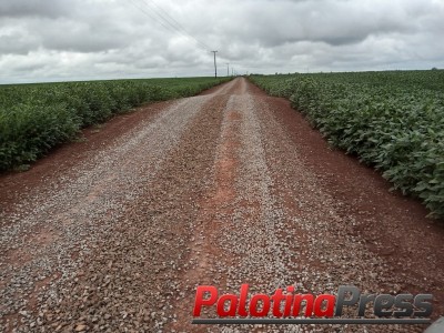 Palotina recupera estrada entre as linhas Santo Antônio e Caravaggio