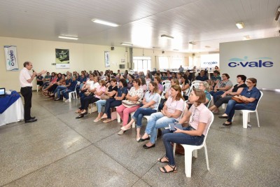 Encontro de integração reúne 90 mulheres dos núcleos femininos da C.Vale
