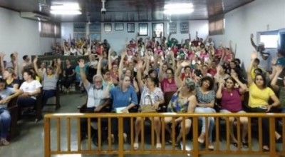 Servidores de Terra Roxa aprovam greve por tempo indeterminado