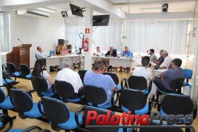Câmara de Palotina analisa projetos que preveem recursos para fundos assistenciais 