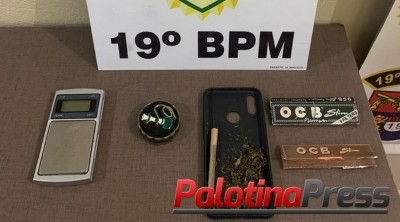 Palotina - Motorista embriagado e sem habilitação é detido pela PM. Passageiro estava na posse de maconha e também foi encaminhado.