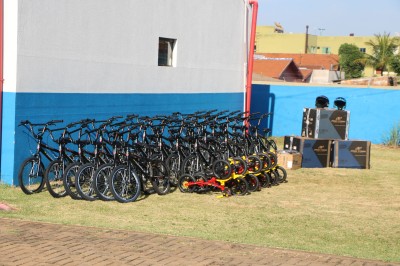 Campanha de Incentivo Fiscal possibilita o repasse de equipamentos esportivos para a Associação de Bicicross