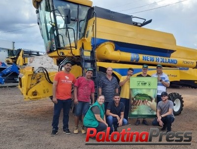 Curso orienta sobre operação de colhedoras automotrizes em Palotina