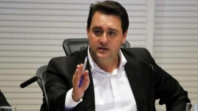 Ratinho Jr decide cortar salários em 30%, dele e do primeiro escalão