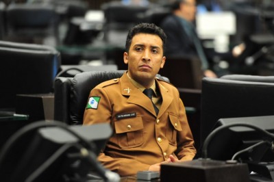 Soldado Adriano José defende que municípios decidam sobre reabertura do comércio