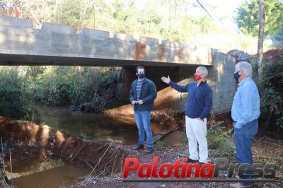 Palotina amplia ponte sobre Rio Arara