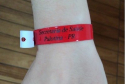 Palotina adota pulseiras para monitorar pacientes suspeitos com coronavírus