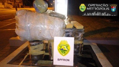 BPFRON APREENDE VEÍCULO COM CARGA DE MACONHA EM OURO VERDE DO OESTE