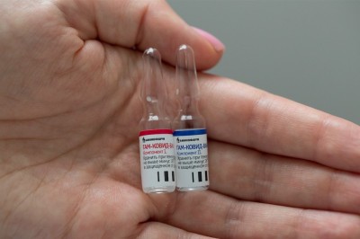 Primeiro lote da vacina russa contra Covid-19 é liberado para a população