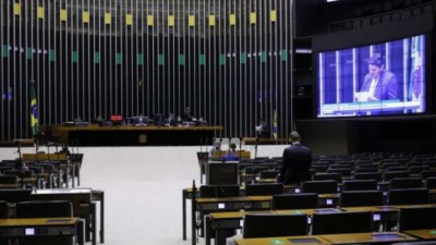 Câmara aprova alterações e CNH passará a ter validade de 10 anos