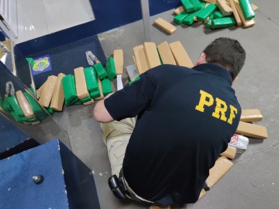 PRF apreende mais de 50 quilos de maconha