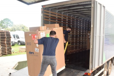 Assis Chateaubriand recebe equipamentos para reativação de 14 leitos UTI de Covid-19