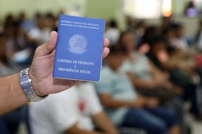 Paraná dobra saldo de empregos e chega a 61 mil novas vagas em 11 meses