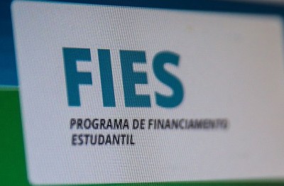 Fies oferecerá 93 mil vagas para financiamento estudantil em 2021