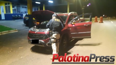 PRF RECUPERA VEÍCULO ROUBADO, DUBLÊ DE PLACAS