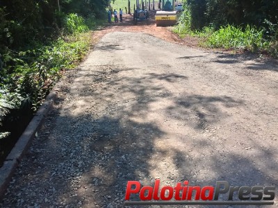 Secretaria de Obras de Palotina concluiu obra de levantamento e alargamento da ponte entre São Camilo ao Aterro Sanitário. 