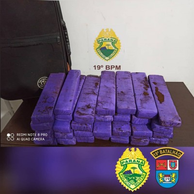 Homem é preso por policiais militares transportando 16kg de maconha em uma mala na rodoviária de Toledo