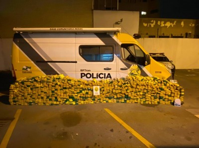 Paraná - Em abordagem de trânsito, policiais militares apreendem 752 quilos de maconha