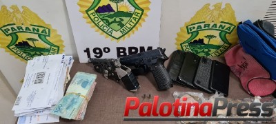 Palotina - Após roubo em farmácia, Policiais Militares prendem 4 assaltantes e recuperam dinheiro levado.