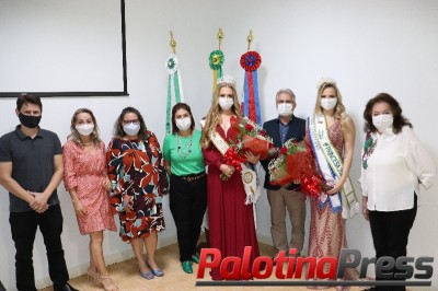 Daniele Nienkoetter é aclamada Miss Palotina 2021