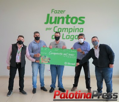 Campanha Poupança Premiada: Associada Sicredi de Juranda (PR) ganha R$ 5 mil