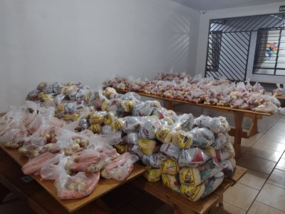 Secretaria de Educação e Cultura de Palotina, realizam entrega de kits de alimentos para alunos das Escolas e CMEIS