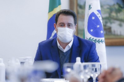 Paraná - Novo decreto passa toque de recolher para 20 horas e muda horários do comércio, a partir de sexta-feira