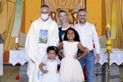 Nissandra Karsten hoje é o seu dia, Parabéns! Felicitações de sua família, amigos e da Administração municipal de Palotina.