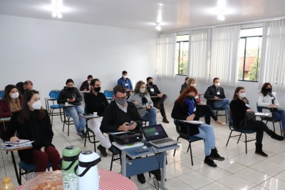 Curso de Conexão e Liderança começou hoje em Palotina
