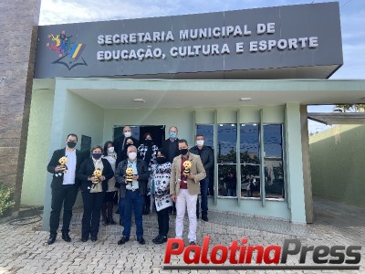 Sicredi assina convênio com São Jorge do Patrocínio (PR) para realização do Programa A União Faz a Vida