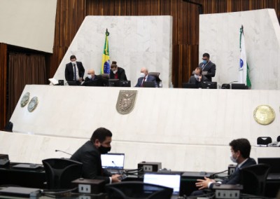 PARANÁ - ASSEMBLEIA  APROVA AMPLIAÇÃO DO PROGRAMA CARTÃO FUTURO