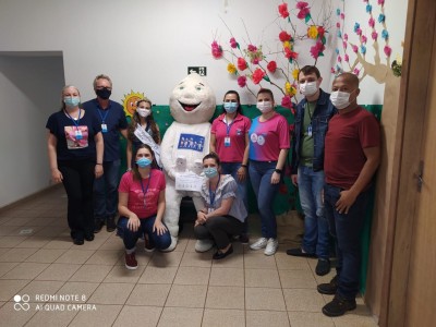Misses Palotinenses fazem visita ao Zé Gotinha