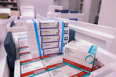 Paraná recebe mais 387.240 vacinas contra a Covid-19 nesta segunda-feira
