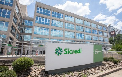 Sicredi está entre as cinco melhores instituições financeiras brasileiras no ranking mundial da Forbes