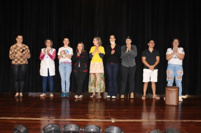 Secretaria promove peças teatrais e palestras alusivas ao Setembro Amarelo