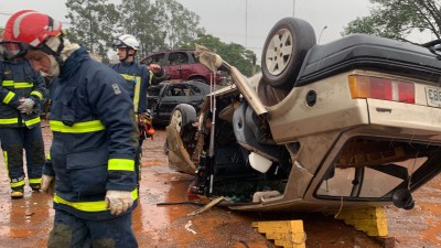 Bombeiros Militares de Palotina recebem capacitação em resgate de vítimas de acidentes de trânsito