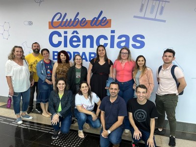 Educadores de Palotina visitam Biopark para explorar inovação científica e tecnológica