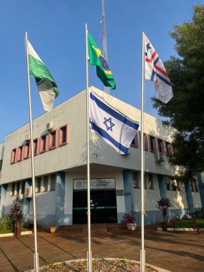 Palotina presta homenagem às vítimas do conflito em Israel