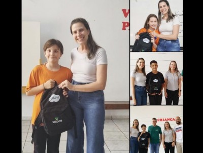 Alunos do Colégio Ceeduc são premiados em cuncurso Cultural do Sicoob  