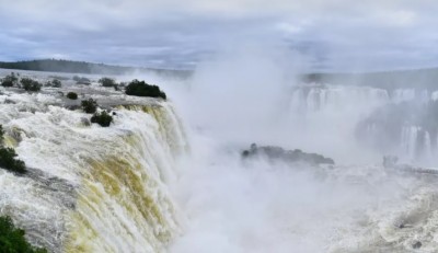 Vazão das Cataratas do Iguaçu está acima dos 10 milhões de litros d’água por segundo