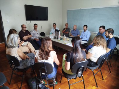 Rodrigo e Judith reúnem secretários municipais e discutem primeiras medidas