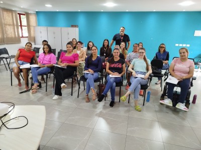 Assistência Social e Senac oferecem curso básico de maquiagem gratuito para mulheres