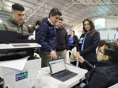 Secretário Waldemar Bernardo Jorge visita Paraná em Ação em Palotina