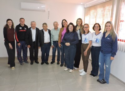 Conselho Municipal dos Direitos do Idoso aprova prestação de contas e discute Plano Municipal