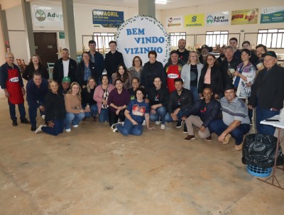 Dia do Vizinho reúne moradores em clima de confraternização