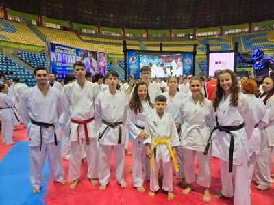 Atletas de Palotina conquistam medalhas no Campeonato Brasileiro de Karatê em São Paulo