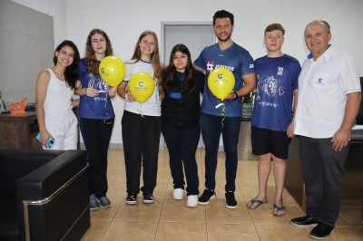 Alunos do Colégio Cecília Meireles realizam ação de impacto e espalham mensagens de esperança em Palotina